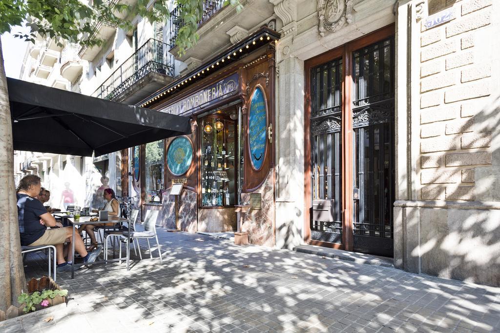 Habitat Apartments Garden View Barcelona Bagian luar foto