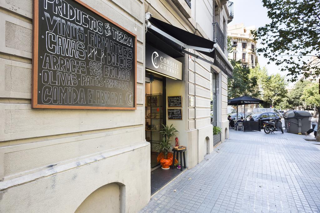 Habitat Apartments Garden View Barcelona Bagian luar foto
