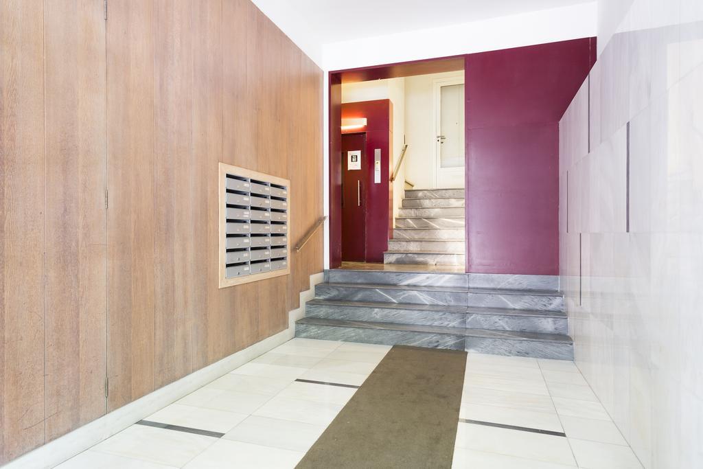 Habitat Apartments Garden View Barcelona Bagian luar foto