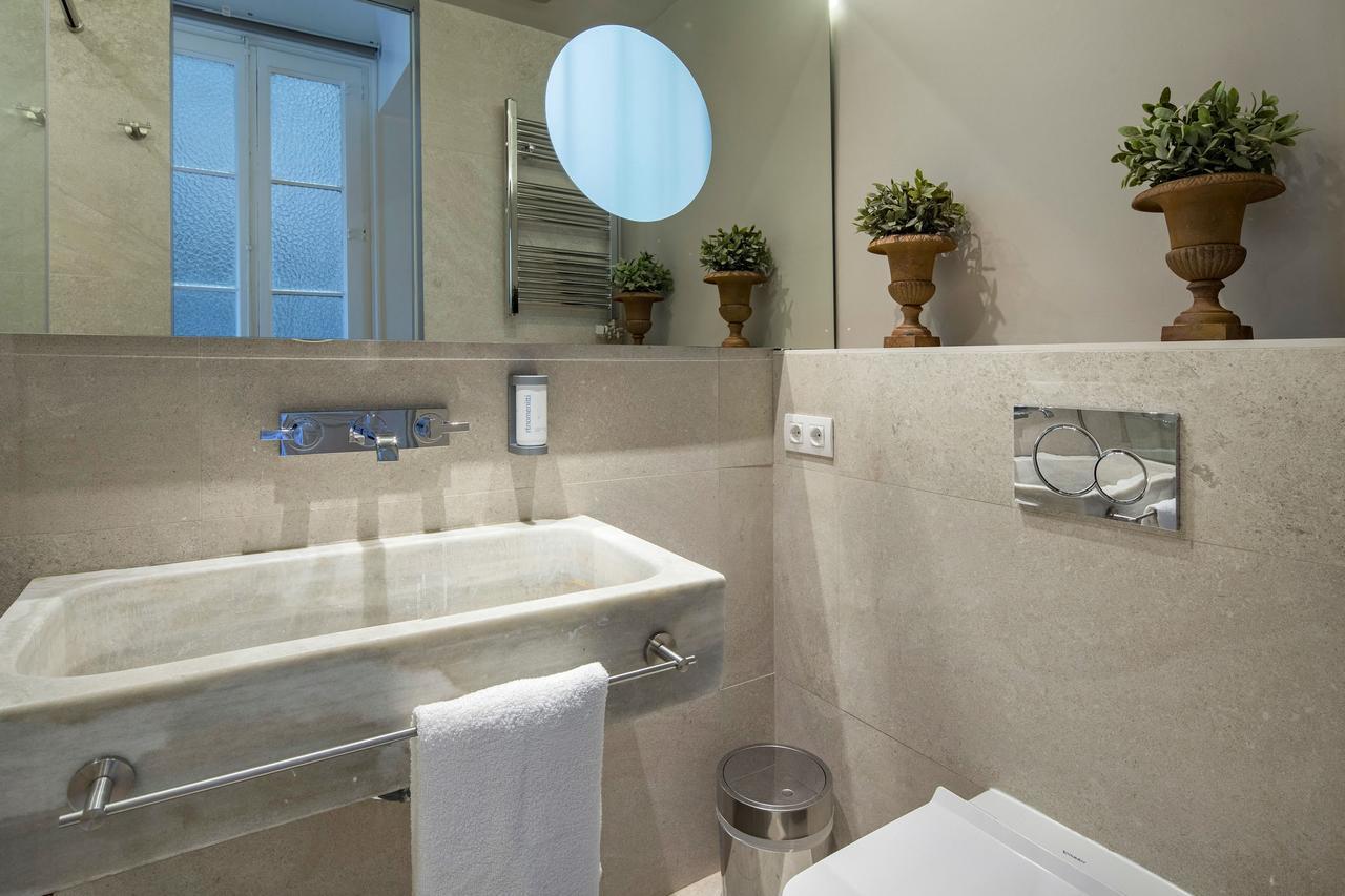 Habitat Apartments Garden View Barcelona Bagian luar foto