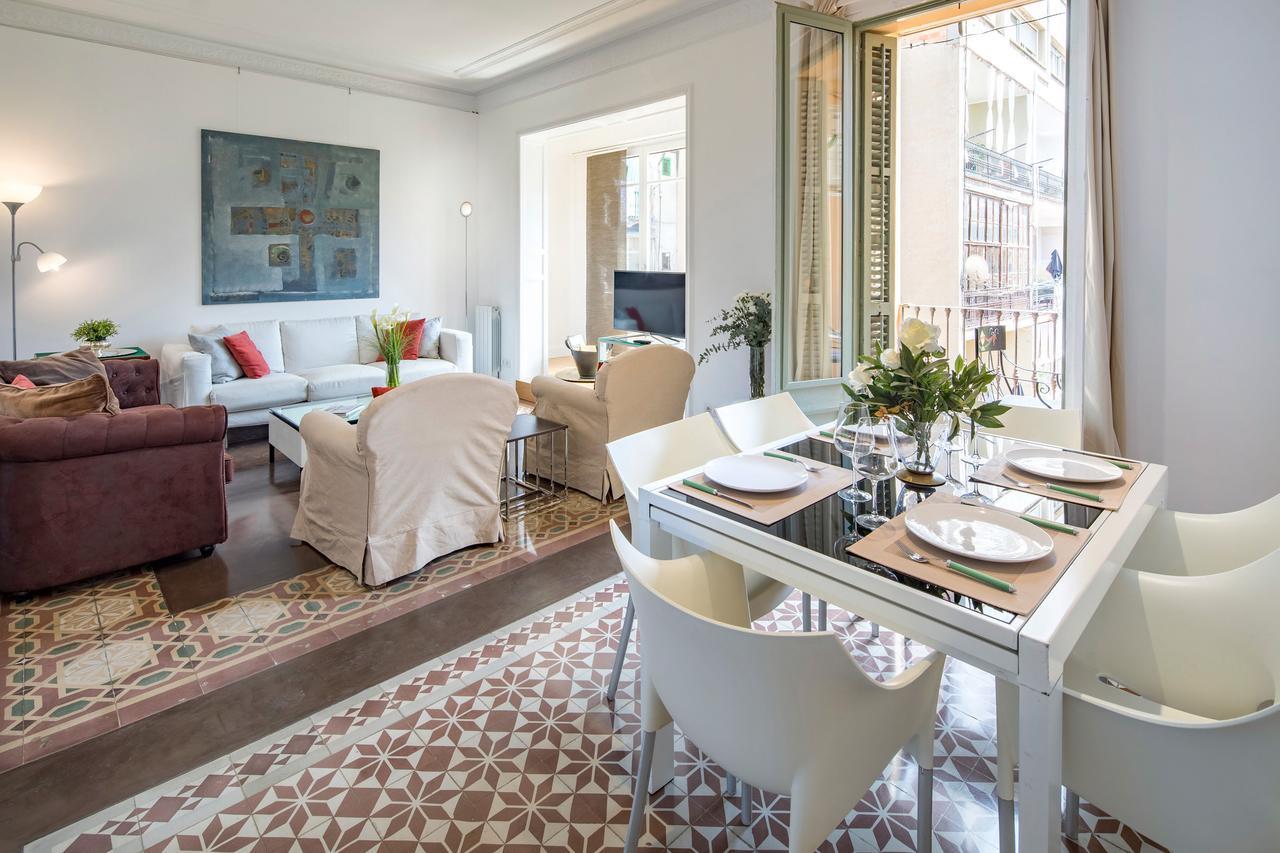 Habitat Apartments Garden View Barcelona Bagian luar foto