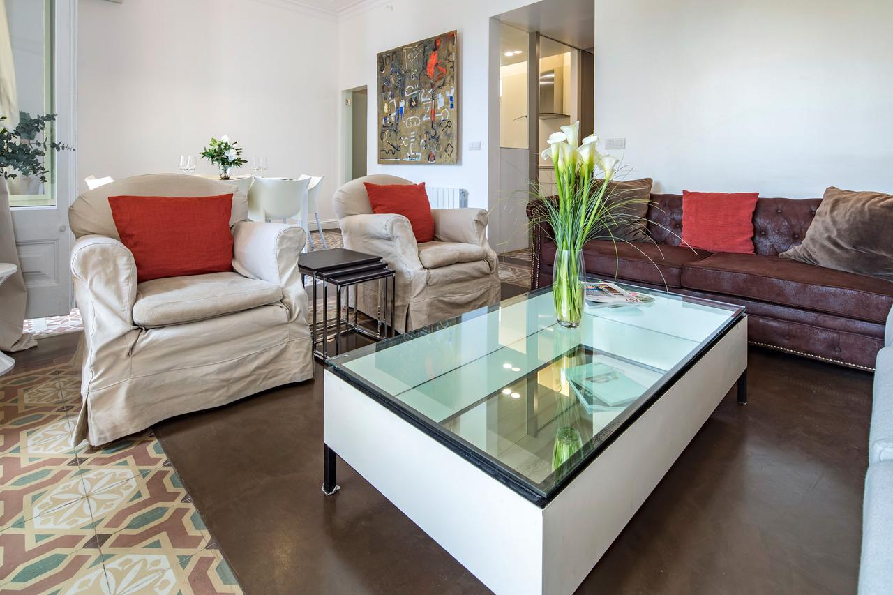 Habitat Apartments Garden View Barcelona Bagian luar foto